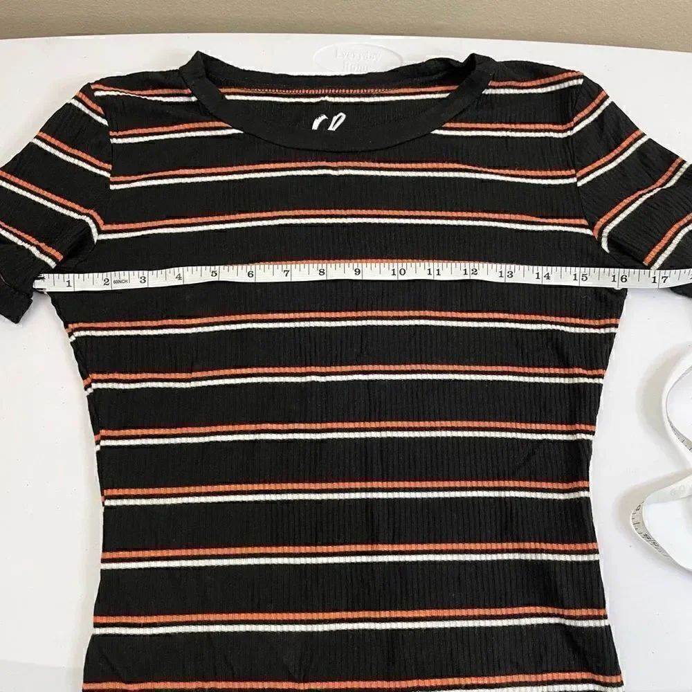 Charlotte Russe| Striped| Super soft| Has Stretch - Picture 3 of 8